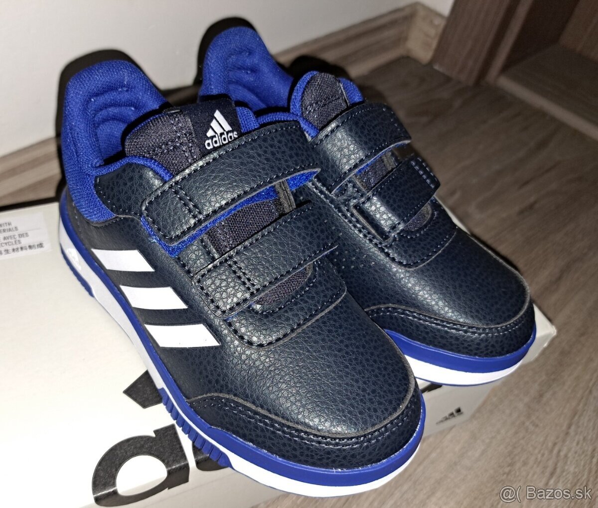 Predam nove chlapcenske Adidas veľ.29 - 5