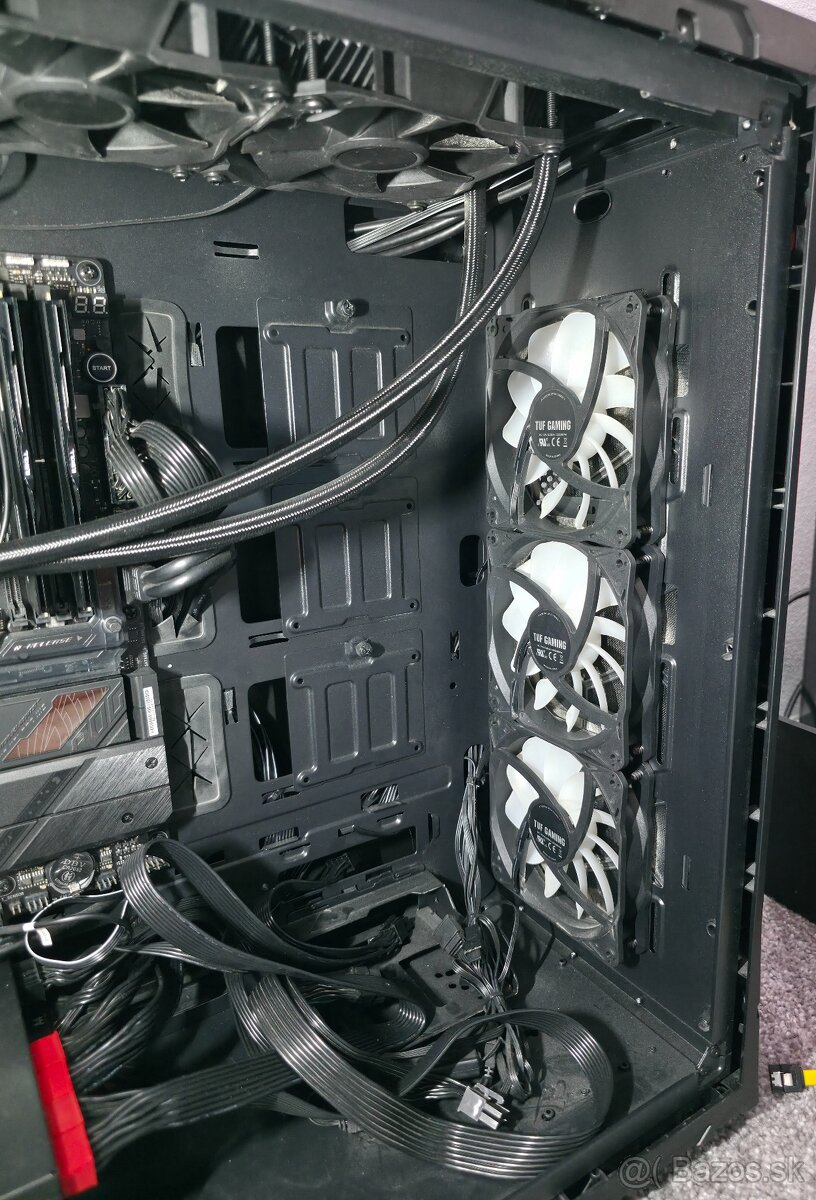 ASUS TUF Gaming GT501 - 5