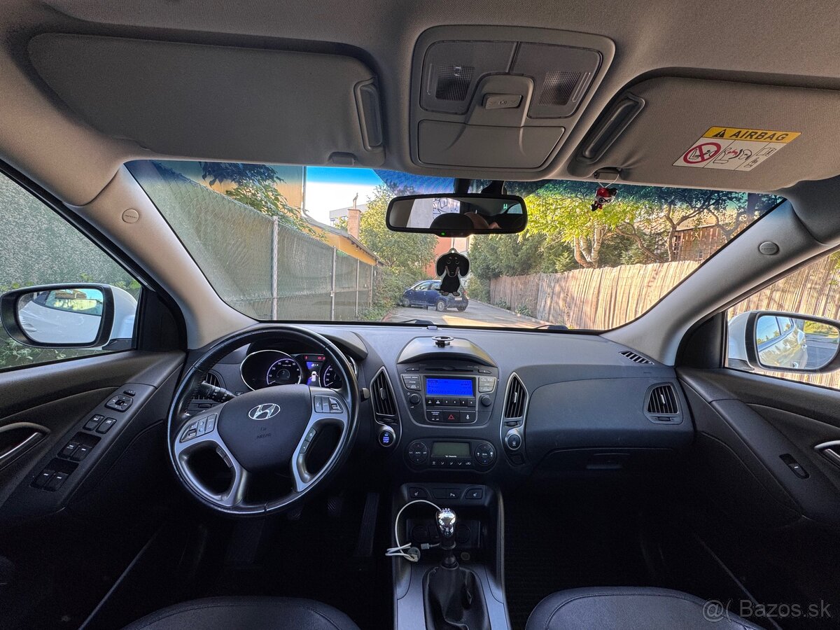 Hyundai ix35 1.6 benzín - 5