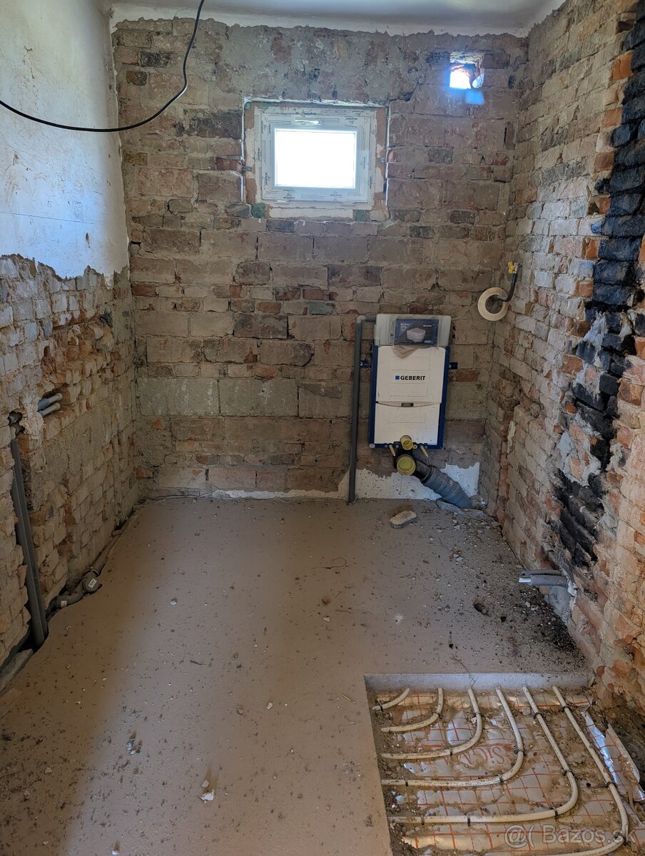 Rodinný dom v obci Breznička - 5