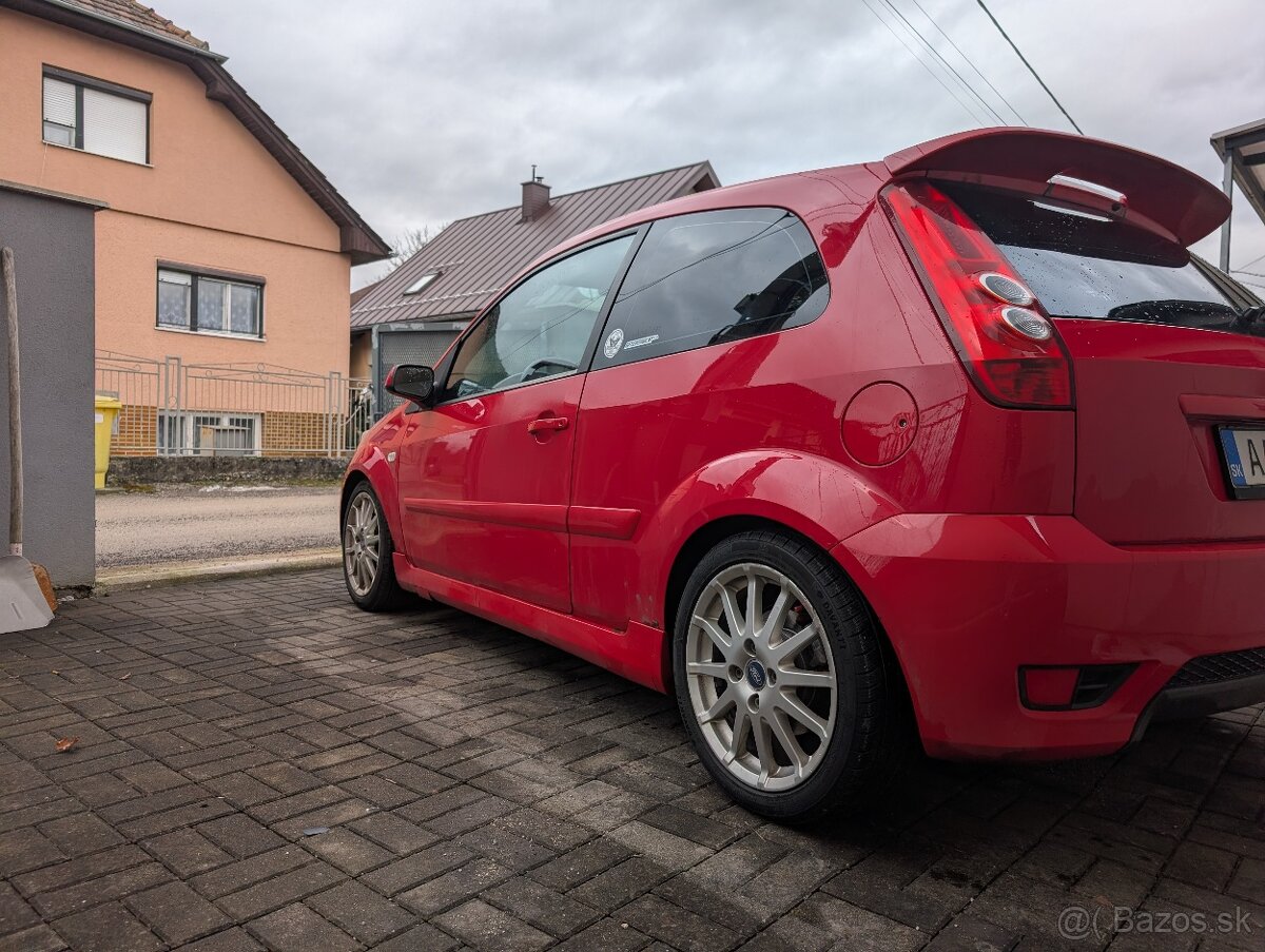 Ford Fiesta ST150 - 5