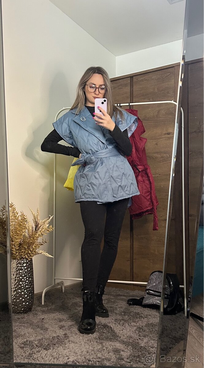 Vesta s brošňou - 5