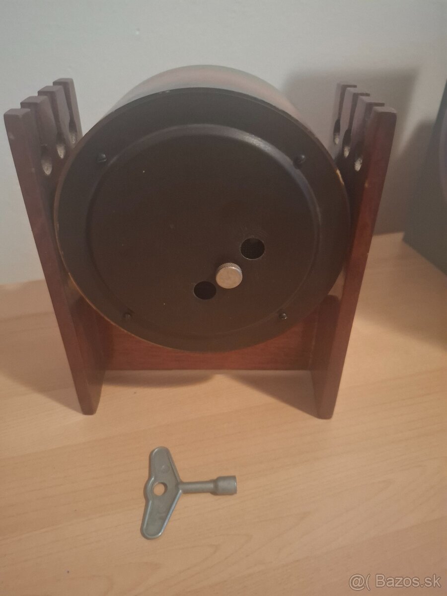 Stolové Hodiny VESNA - 5