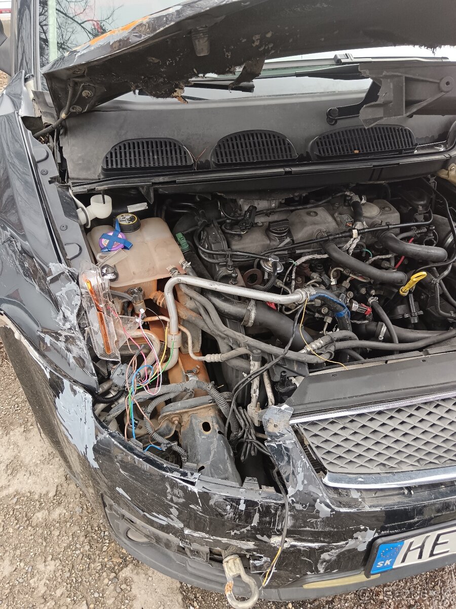 Predám buraný Ford C-max 1,8 tdci. - 5