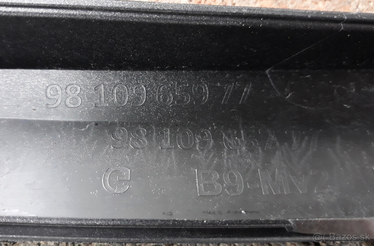 Krytka nárazníku Peugeot & Citroen - 5