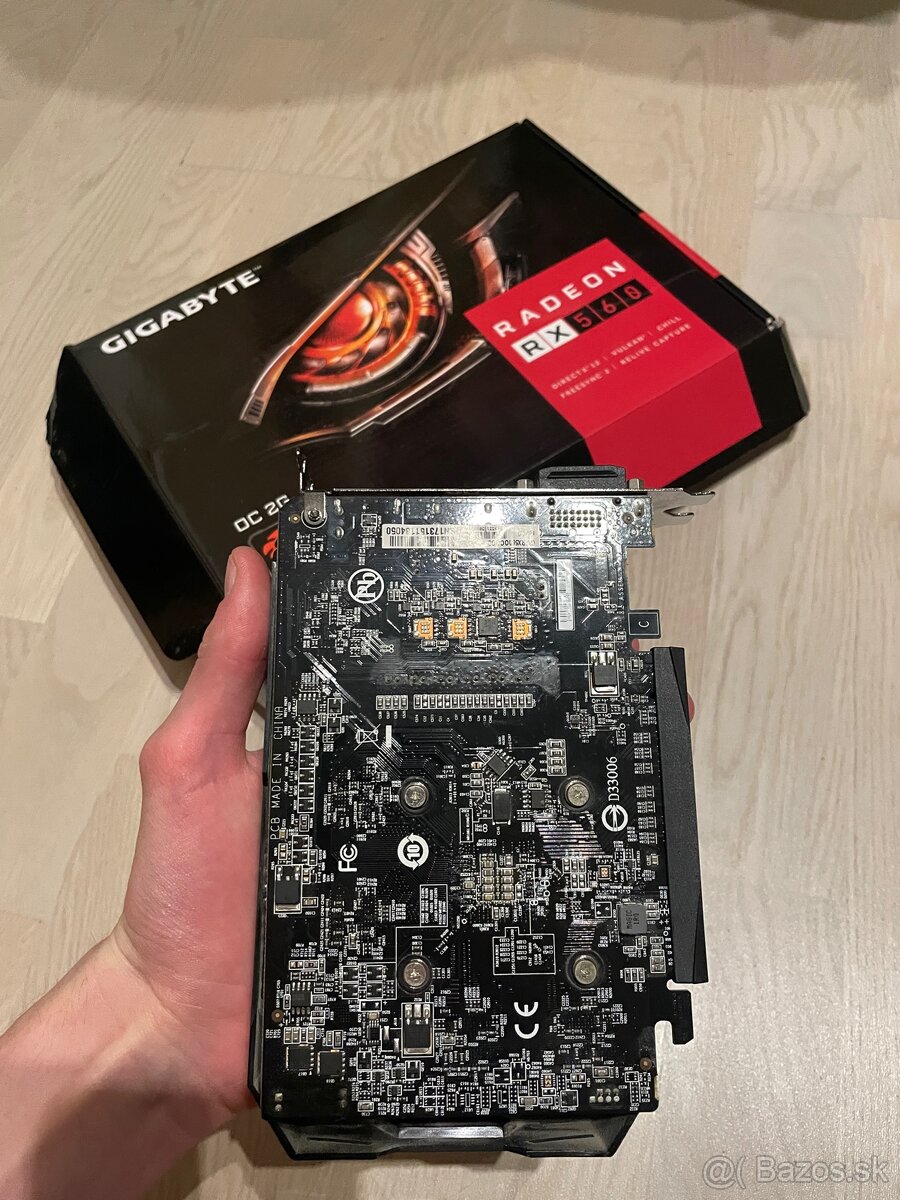 Gigabyte Radeon RX560 2gb - 5