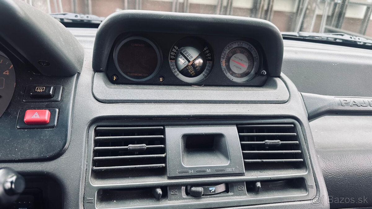 mitsubishi pajero