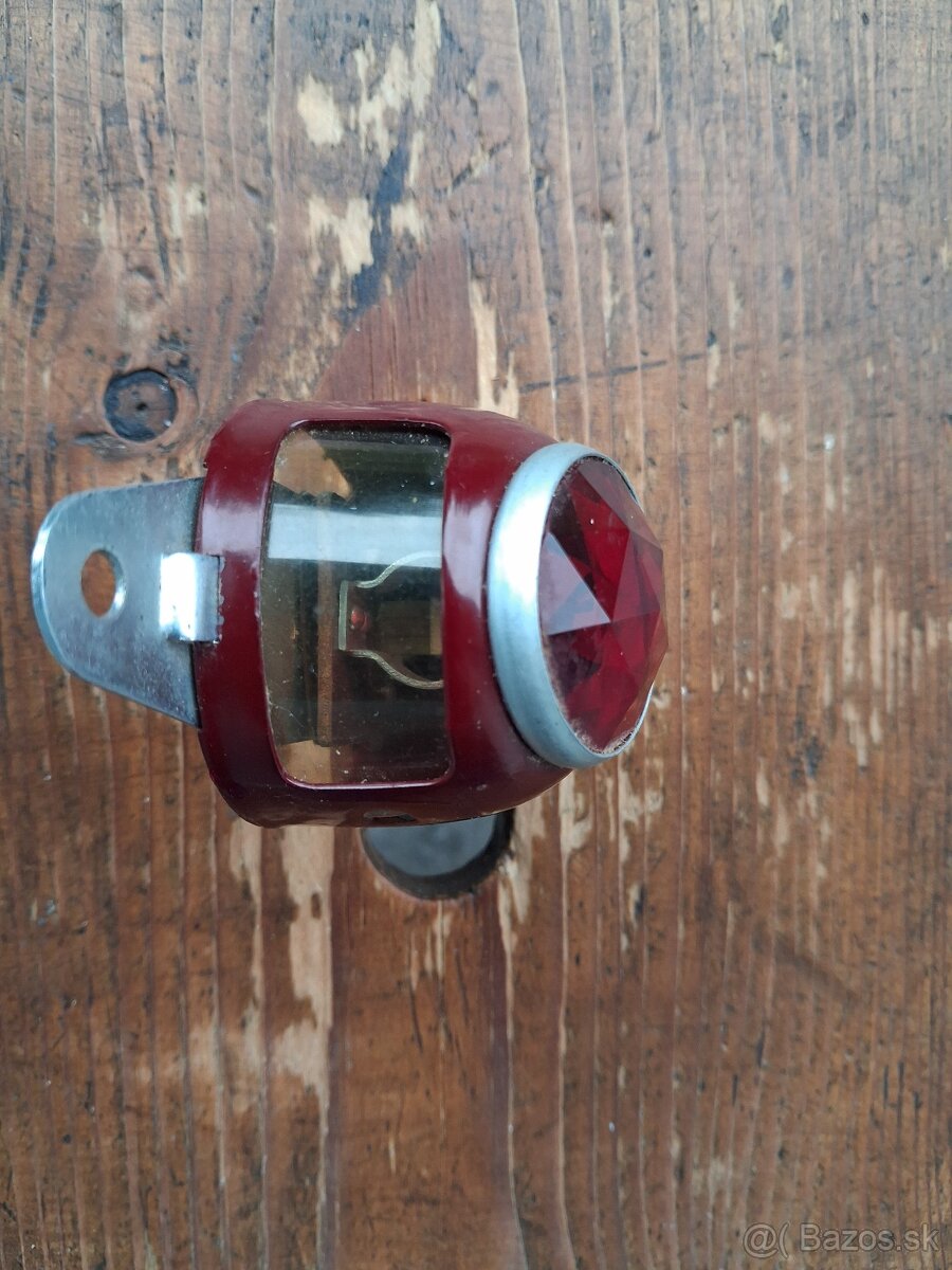 Zadne svetlo perak,jawa 550,555 atd - 5