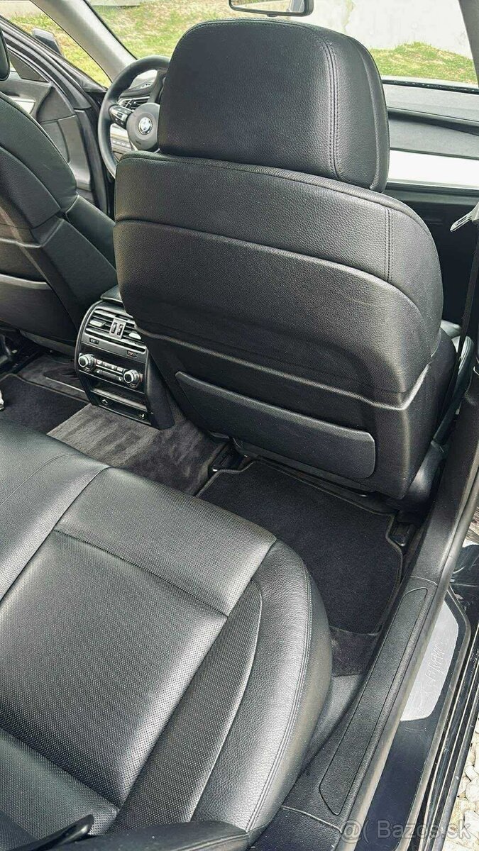 BMW 730d luxusná výbava , virtual cockpit - 5