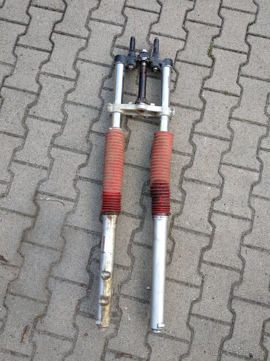 Yamaha TT 600 predná vidlica - 5