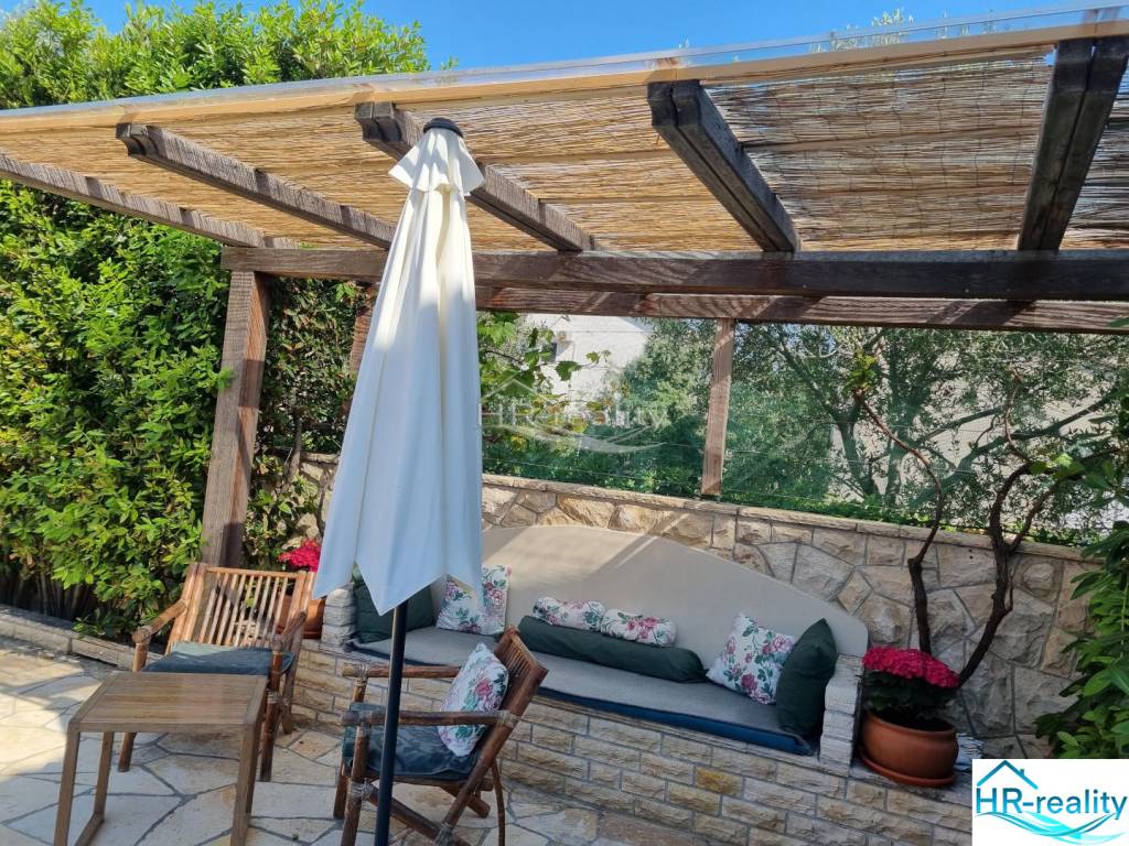 Pag – Novalja, krásna zariadená vilka - 5