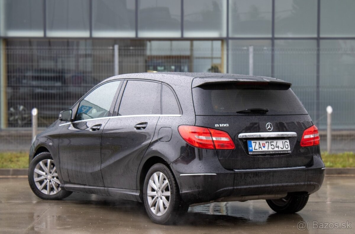 Mercedes-Benz B 180 - 5