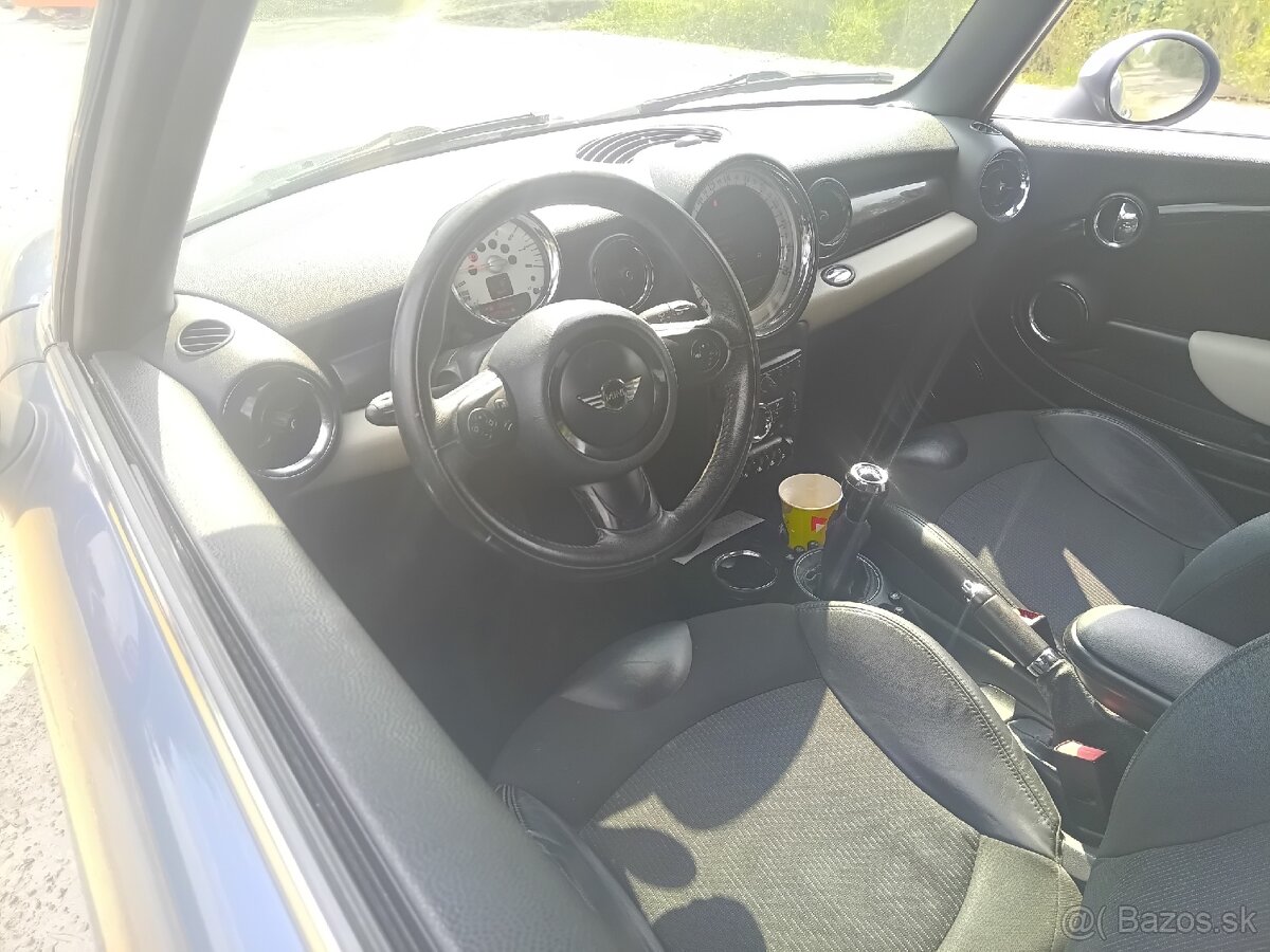 MINI Cooper One R56 - 5