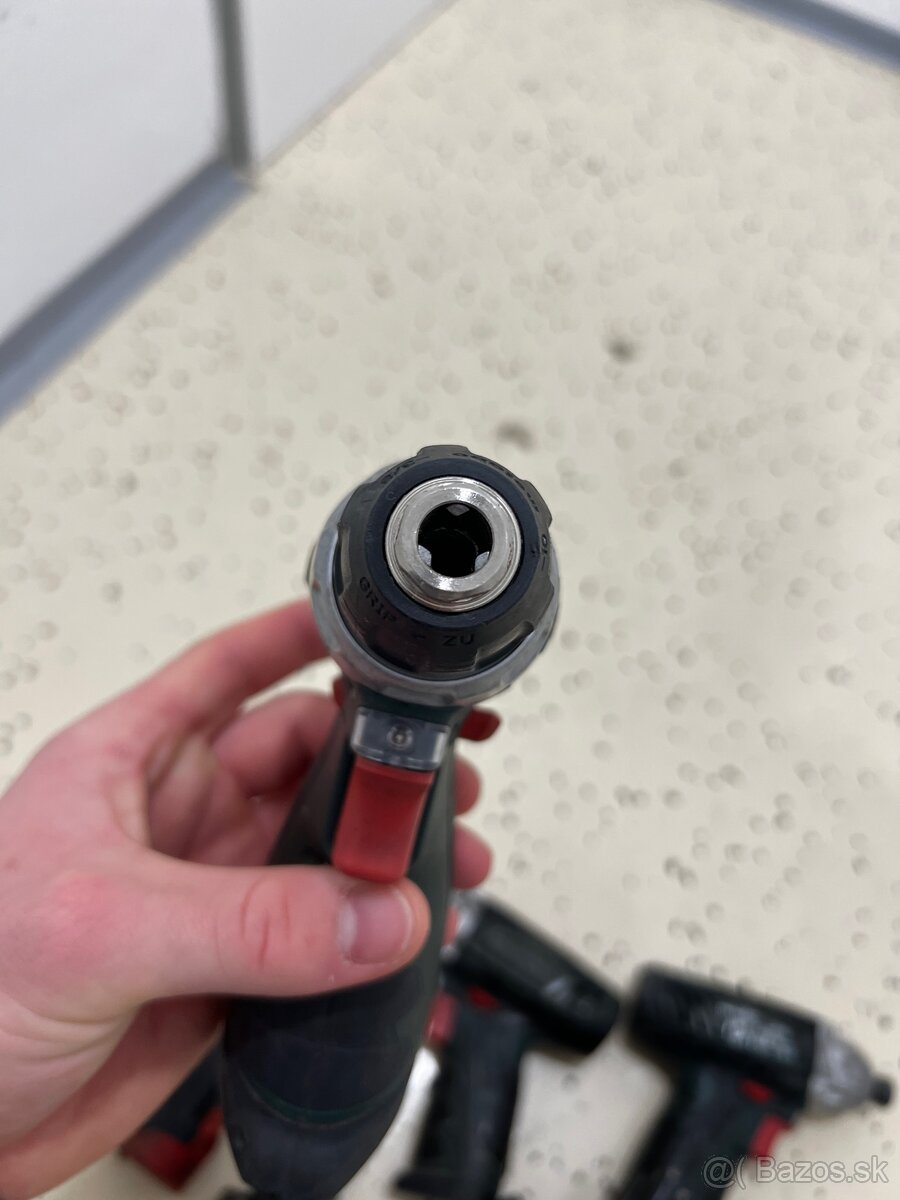 AKUMULÁTOROVÉ SKRUTKOVAČE METABO - 5