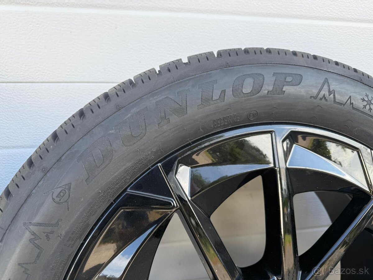 ORIGINAL HYUNDAI DISKY 5x114,3 R19 235/55 R19 ZIMA BLACK - 5