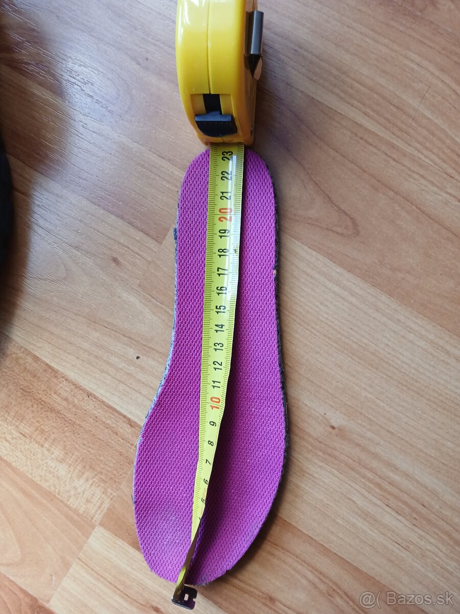 Predám dievčenské turistické topánky - 5