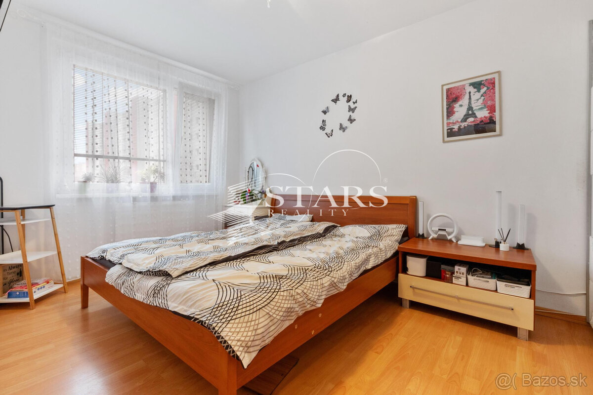 Na predaj 3 izbový byt s loggiou - 5