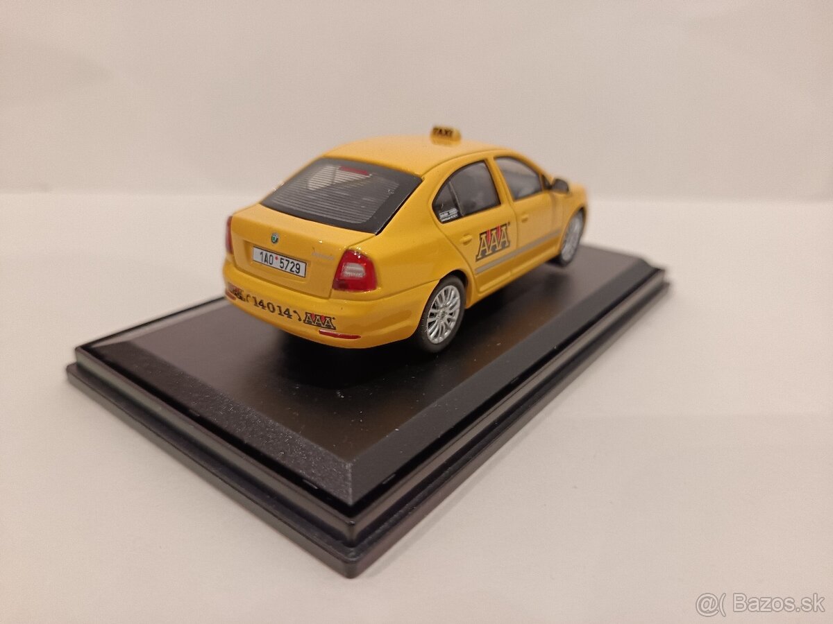 Škoda Octavia fl. taxi AAA Abrex,1:43 - 5