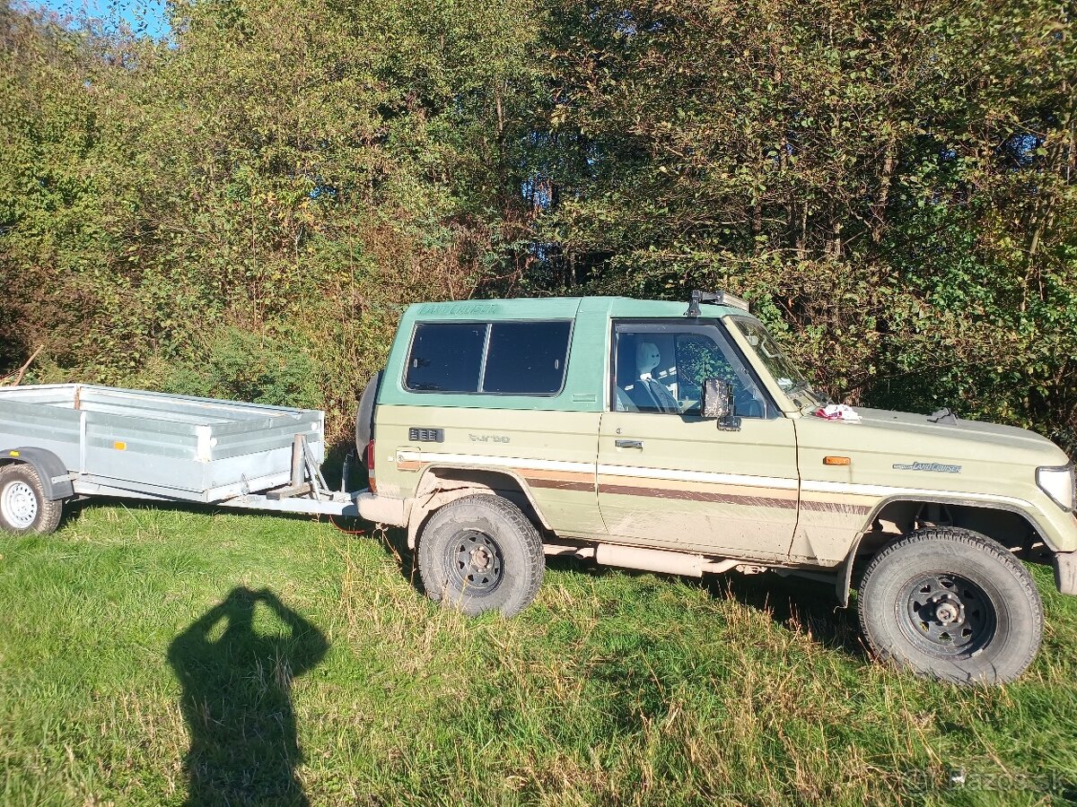 TOYOTA LAND CRUISER LJ 73