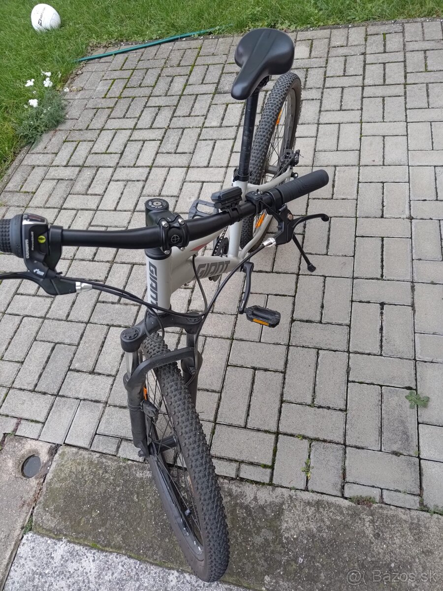 Bicykel GIANT XtC JR Disc 24 Concrete - 5