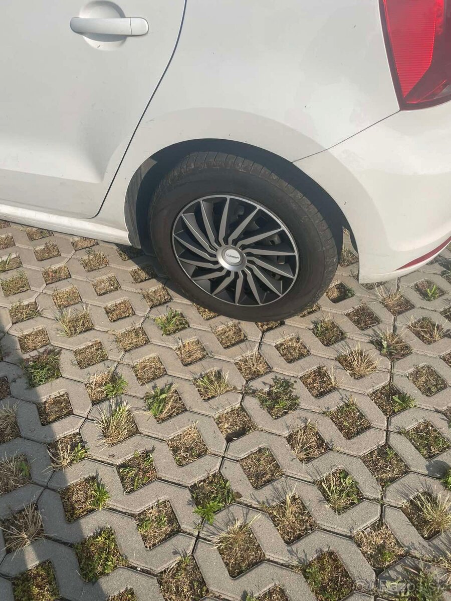 VW POLO 1.0 benzín 44kw - 5