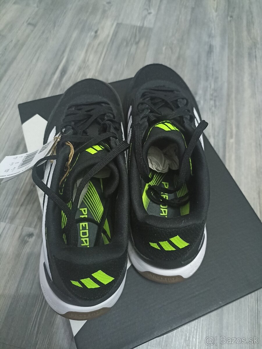 Adidas Predator halovky - 5