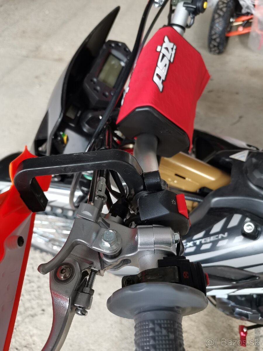 Asix 300cc