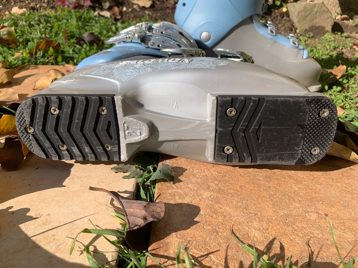 Predám lyžiarky SALOMON CHARM 7 27,5 - 5