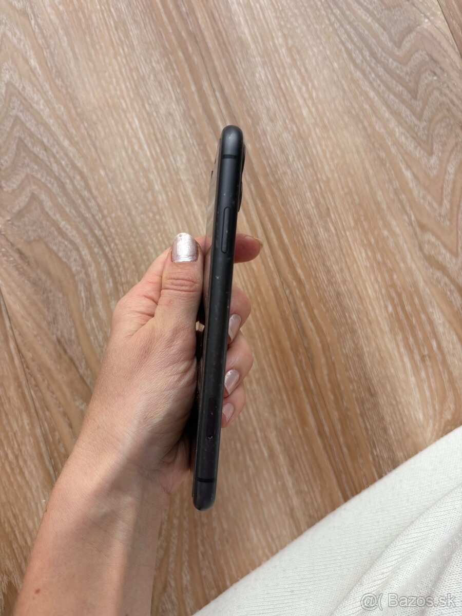 iPhone 11,64gb,čierny - 5