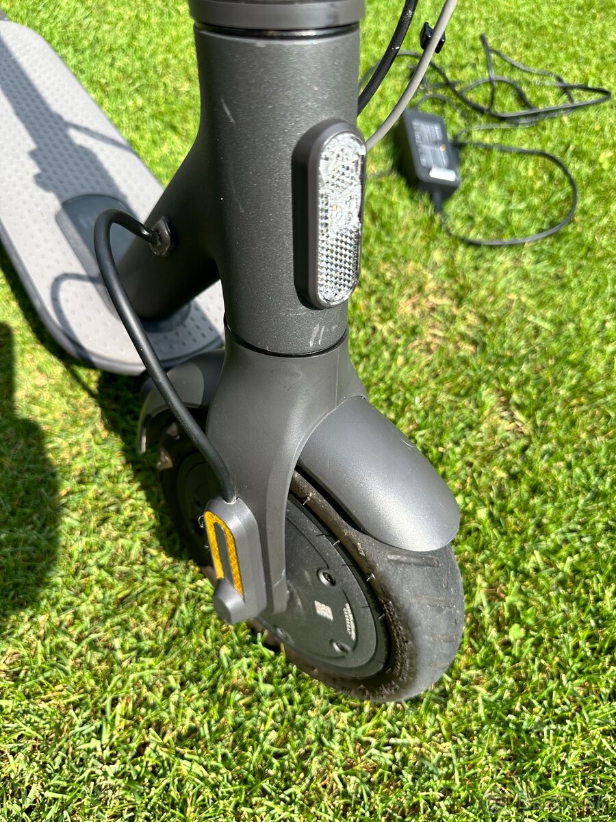 detská Elektrokolobežka Xiaomi Mi Electric Scooter Essential - 5