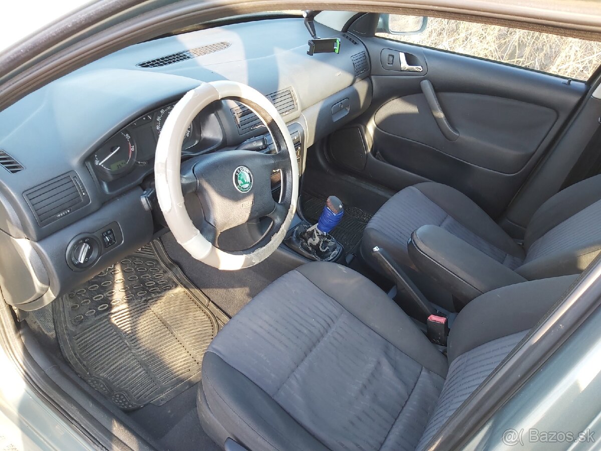 Rozpredám na diely škoda octavia 1 1.6 75kw - 5