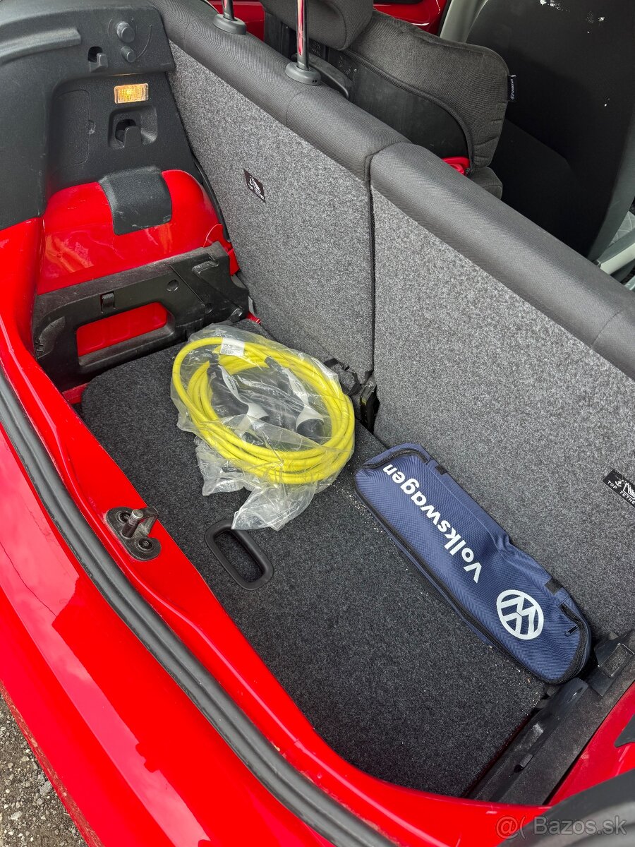 Predám VW e-up - RV 2020, najazdených 28tis.km - 5