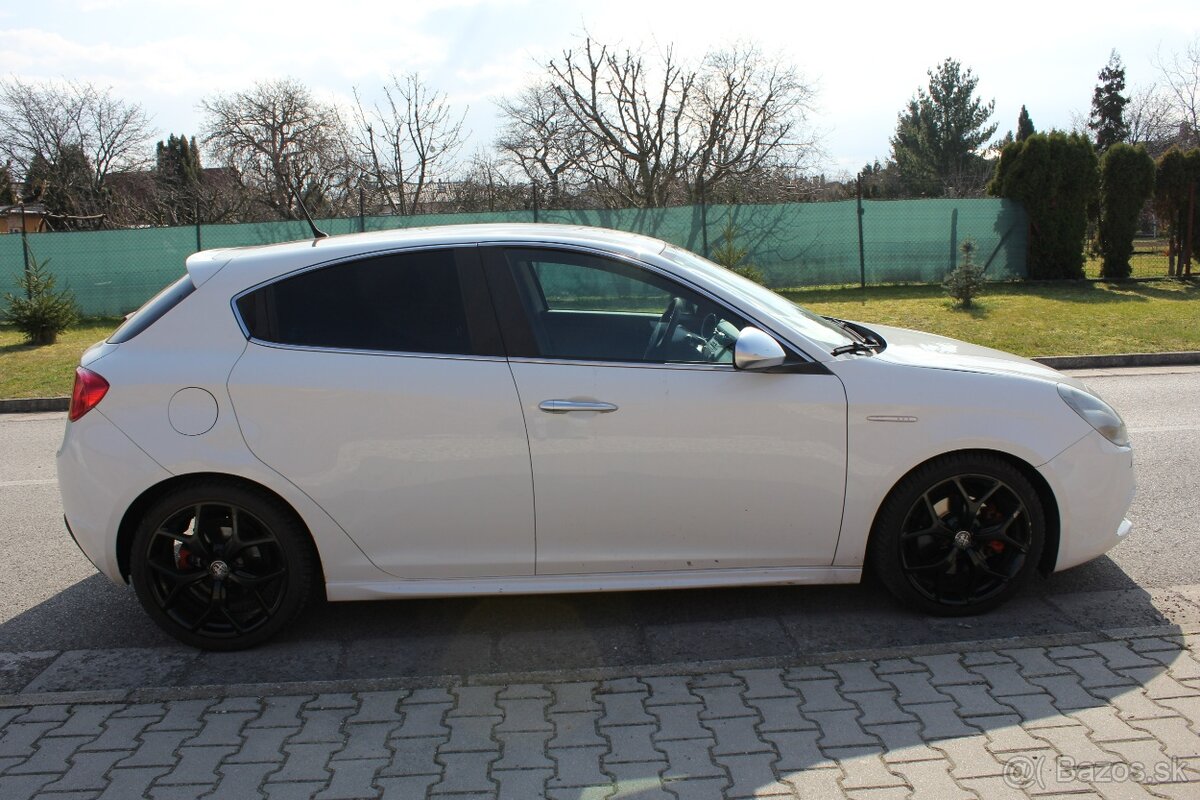 Alfa Romeo GIULIETTA 1.4 benzín - 5