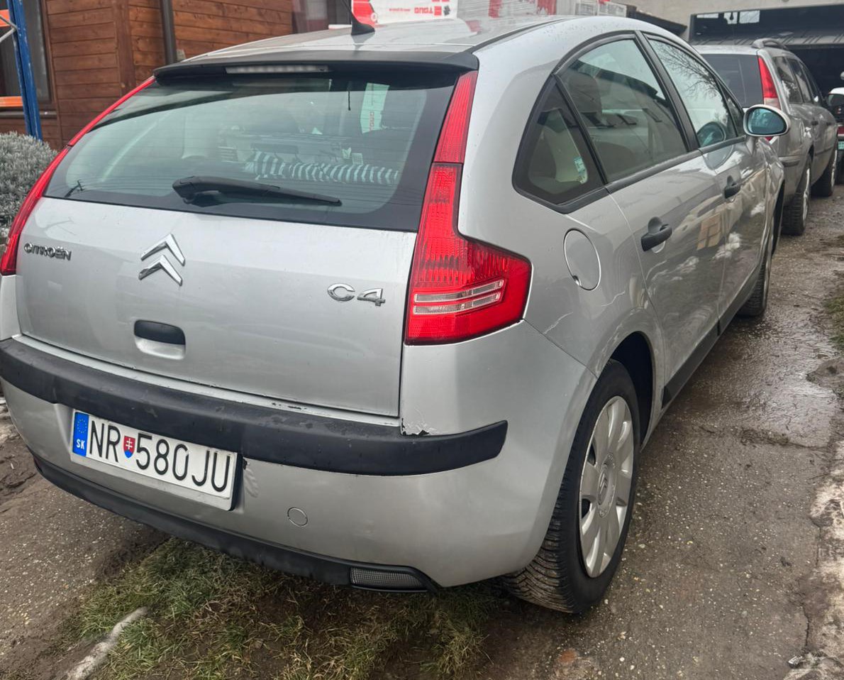 Predám Citroen C4 1.6 hdi - 5