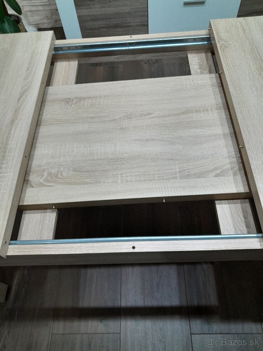 Predám rozkladací jedálenský stôl - 5