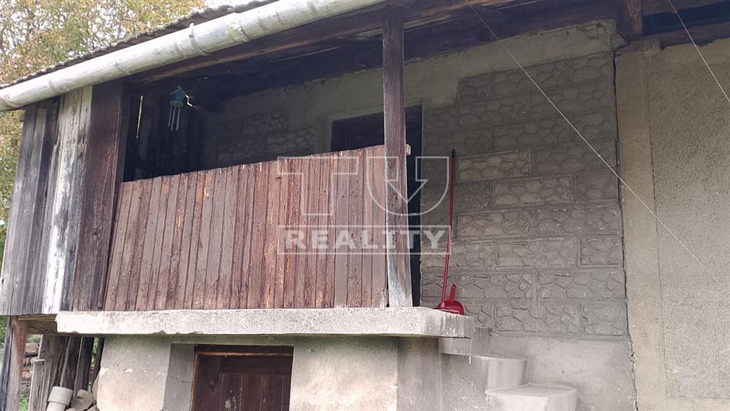 Murovaná stodola s možnosťou prerobenia na chalupu v... - 5