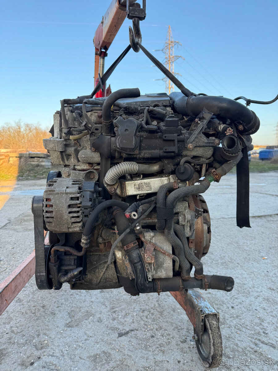 -----RENAULT TRAFFIC ll OPEL VIVARO A 2.0 DCi----- - 5