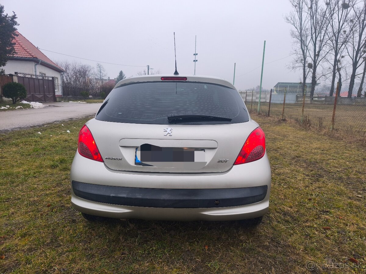 Peugeot 207 1.4HDI - 5