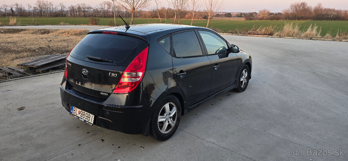 Hyundai i30 1.6 crdi 66kW 2011 - 5