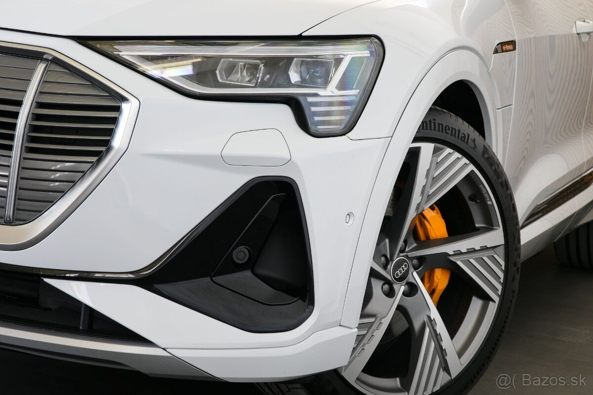 Audi e-tron 55 300kW S-line Matrix ACC B&O Pano HUD ZÁRUKA