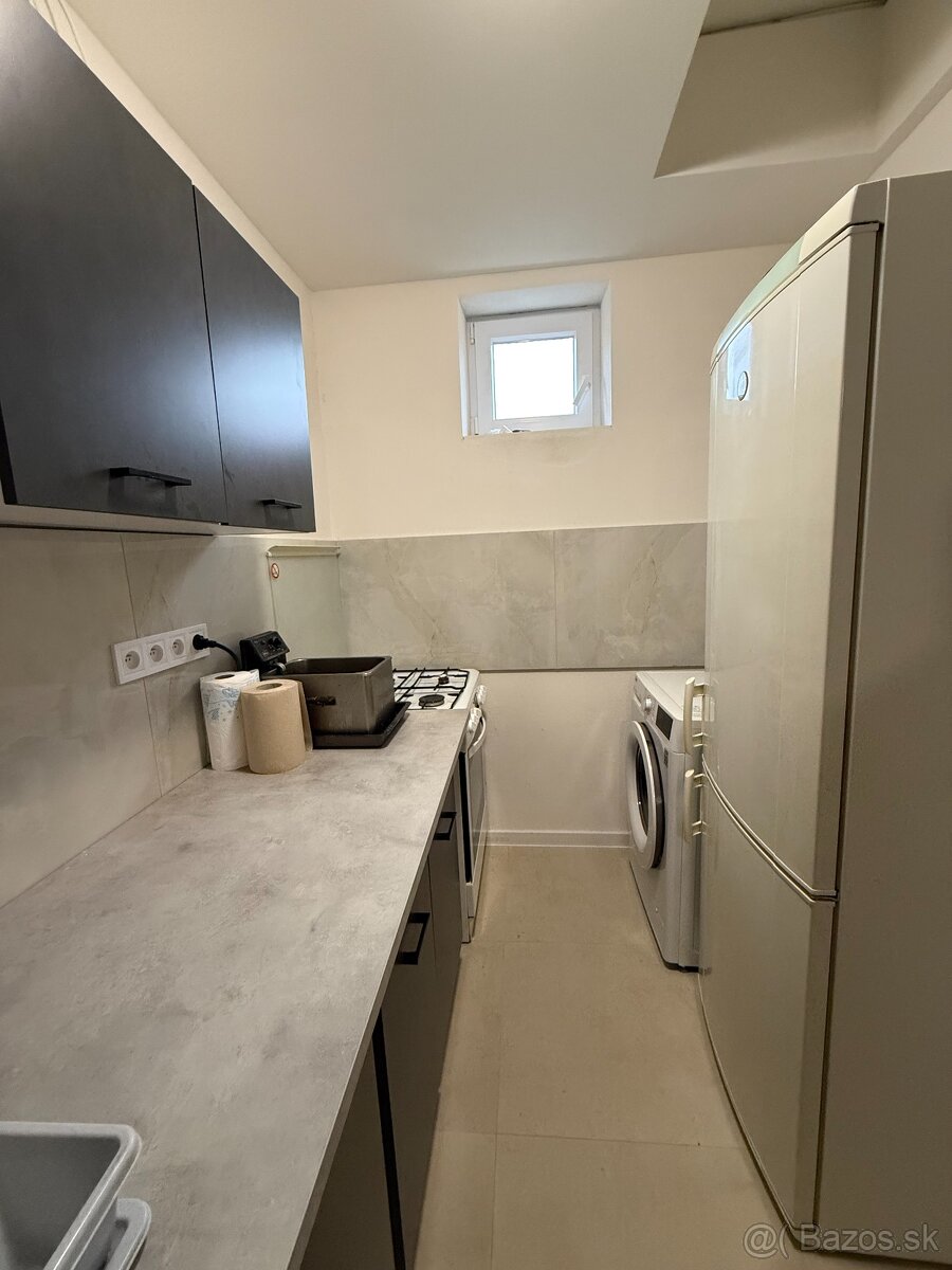 Ubytovňa v Hájskom / Accommodation in Hájske - 5