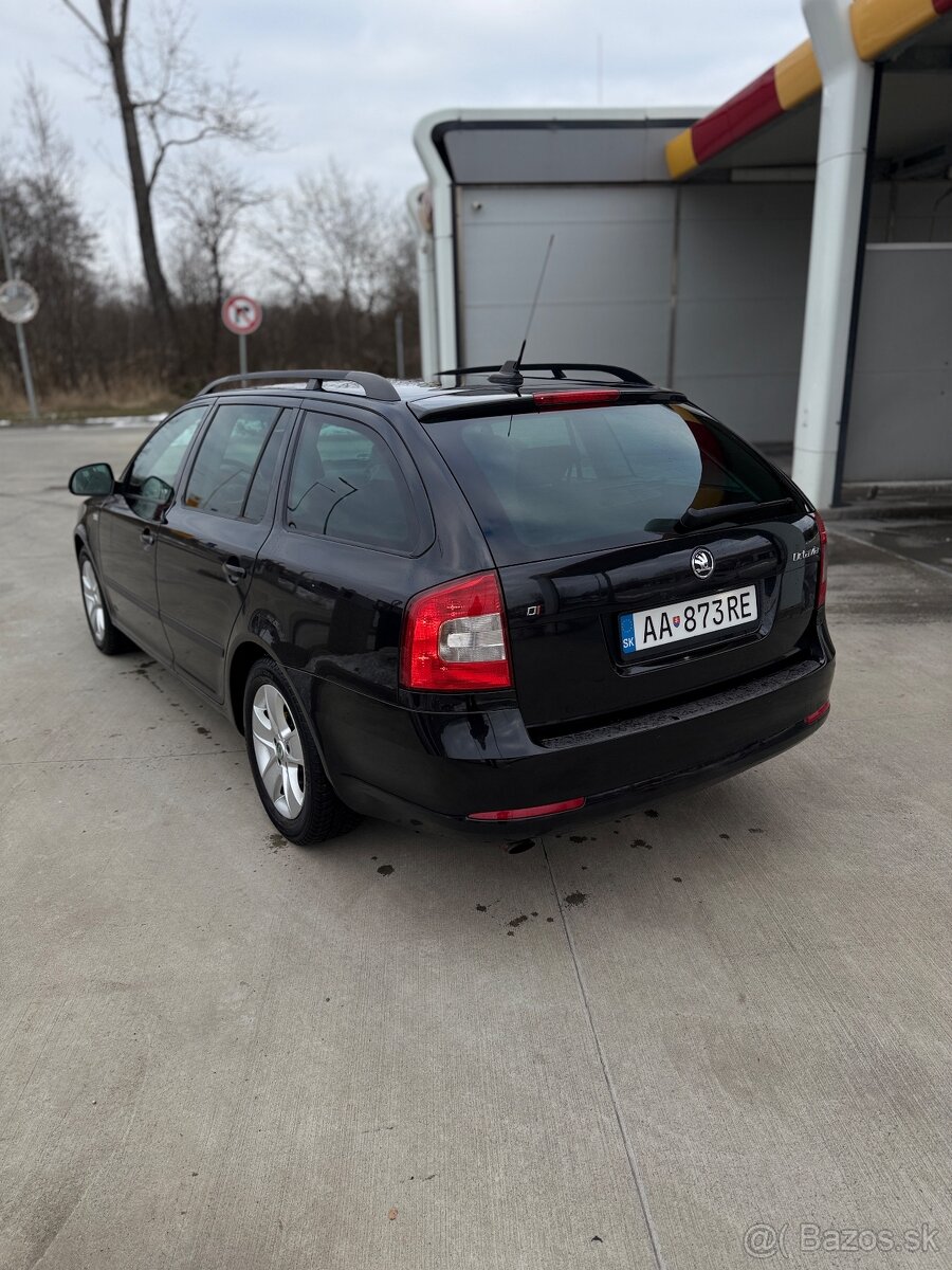 Škoda Octavia II FL Combi 2012 - 5