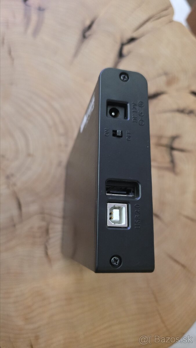 Predám kryt na externý 3,5" HDD. - 5