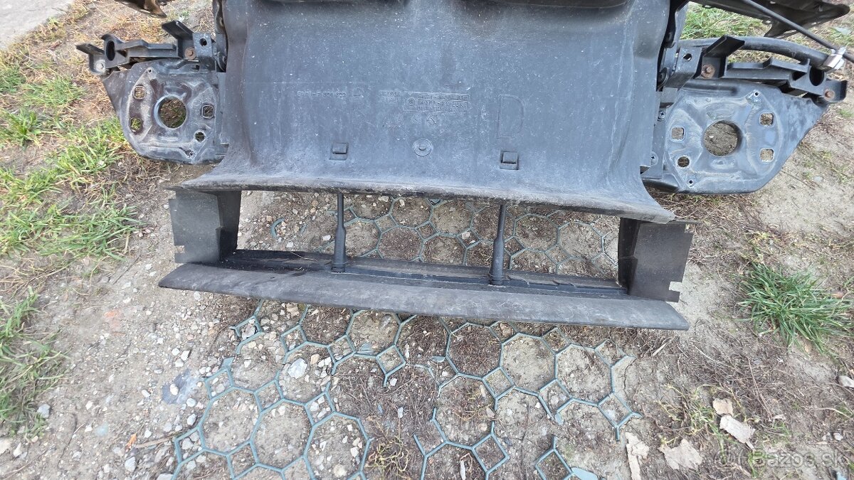 bmw e46 touring 320d predné čelo - 5