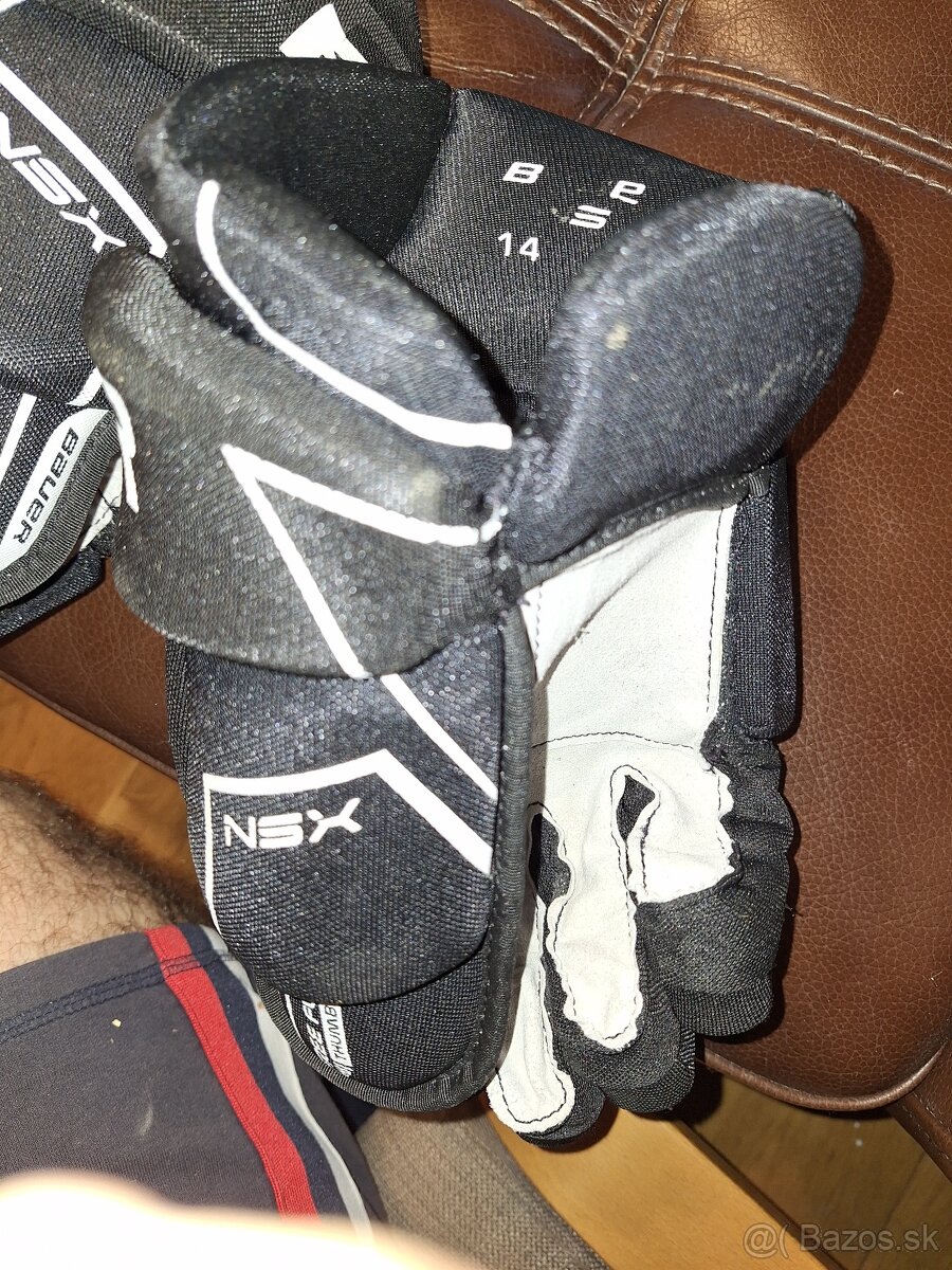 Ptedam rukavice a helmu zn Bauer - 5