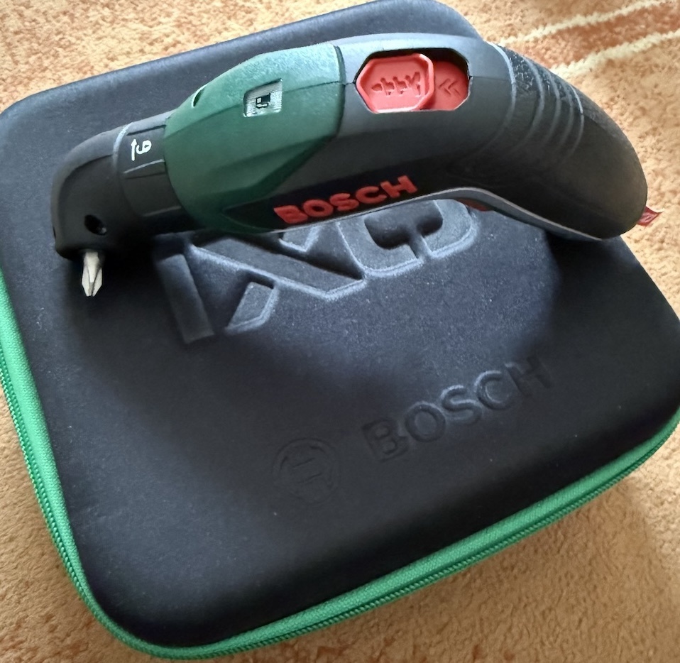 Predám elektrický skrutkovač Bosch IXO - 5