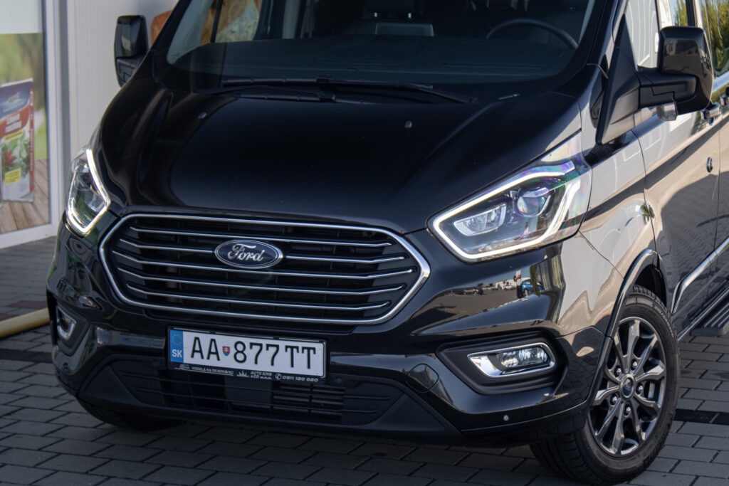 Ford Tourneo Custom - 5