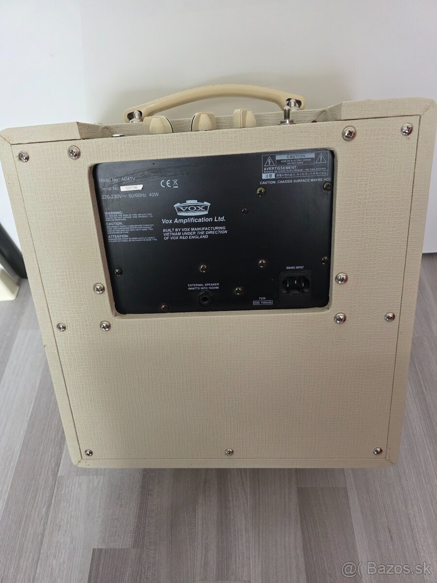 Celolampove Combo Vox AC4TV - 5