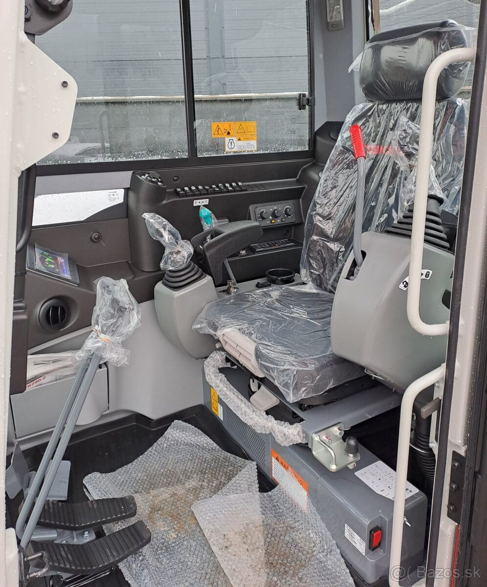 TAKEUCHI TB290 DIESEL - 2x lomený výložník - 5