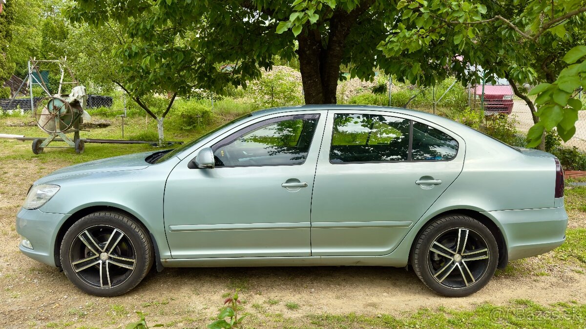 Škoda Octavia 2 Liftback Facelift - 5